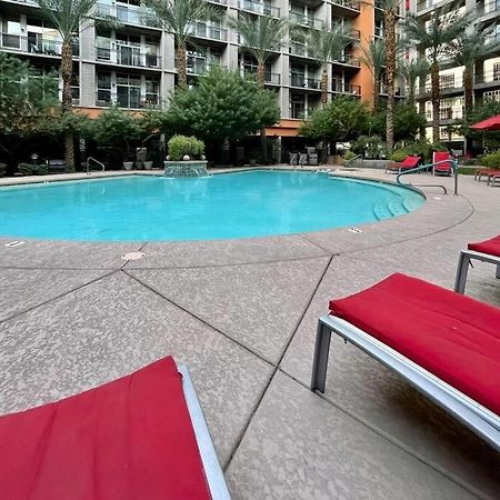 Loft Living Downtown At Its Best! Very Spacious Phoenix Esterno foto